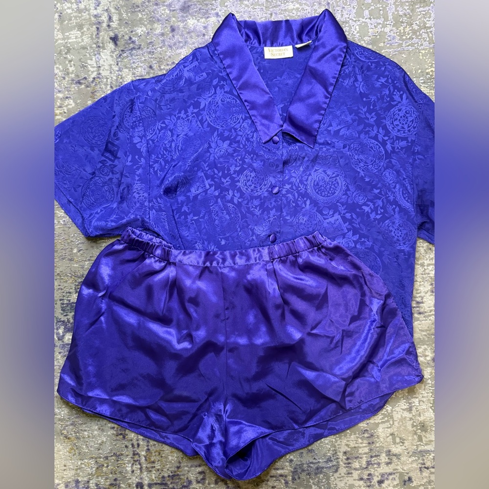 Vintage gold label purple Victoria’s Secret pajamas set